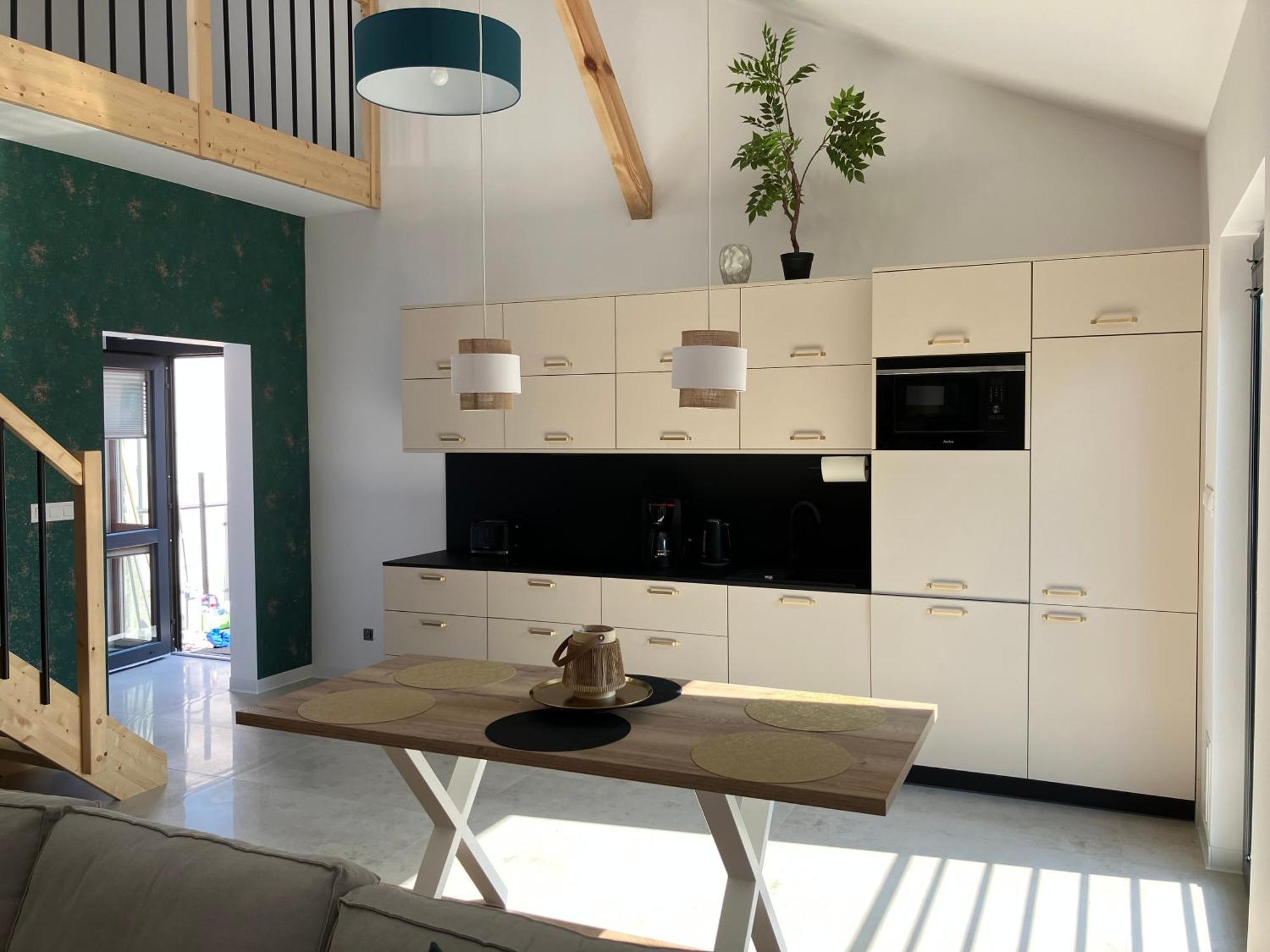 Agat Pokoje Goscinne Apartamenty ポビエロボ エクステリア 写真